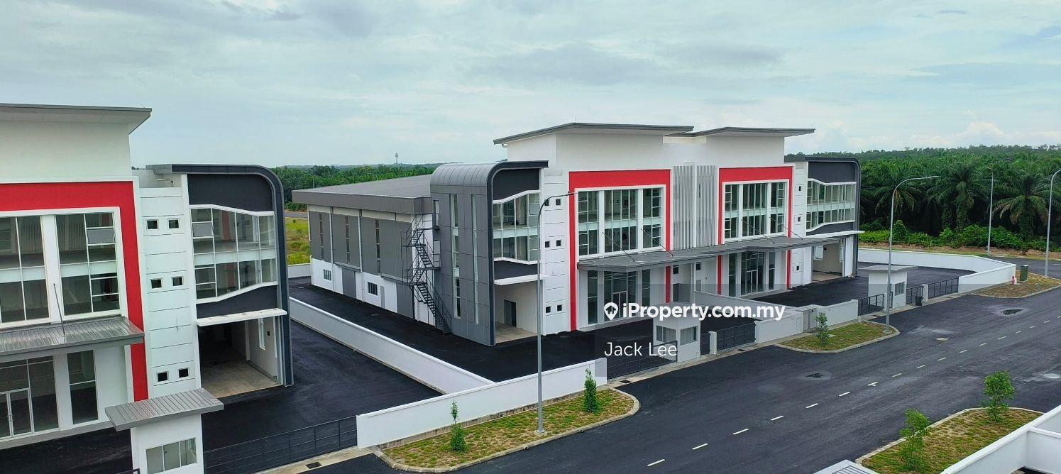 Brand New 3 Storey Semi-Detached factory/warehouse for Rent