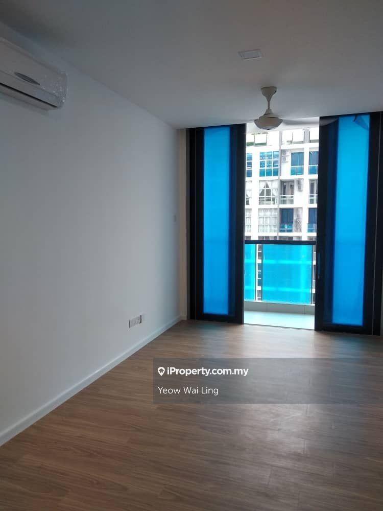 Lakefront Residence Dual Key