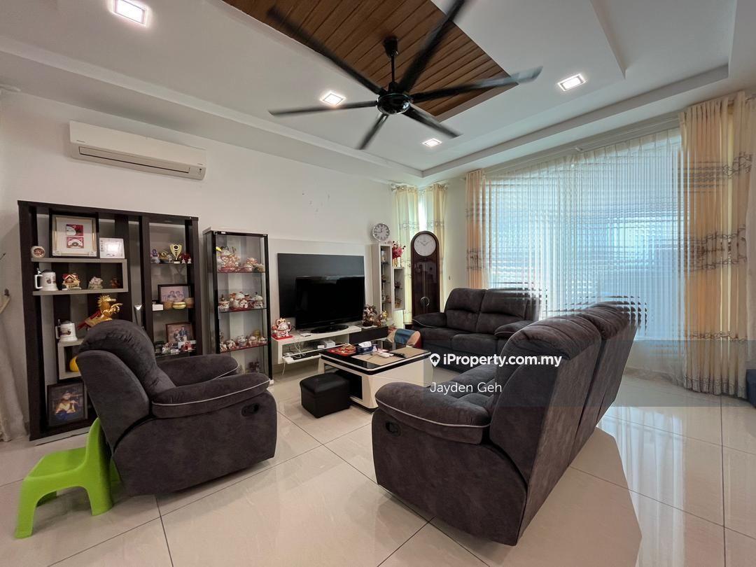 Renovated & Partially Furnished, 2 Storey Semi D, For Sale
