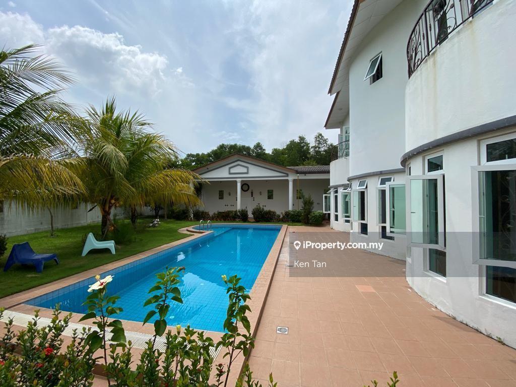 Limited Huge Land Bungalow House