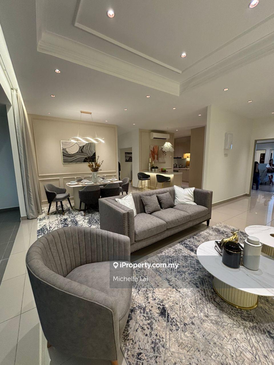New Launching Condominium Facing Golf View Freehold 