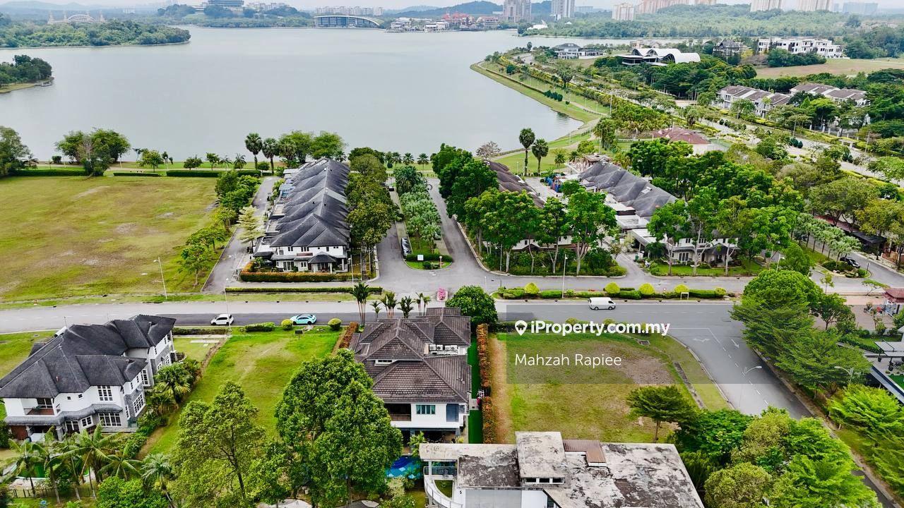 2.5 Storey Bungalow Perdana Lakeview East @ Cyberjaya For Sale