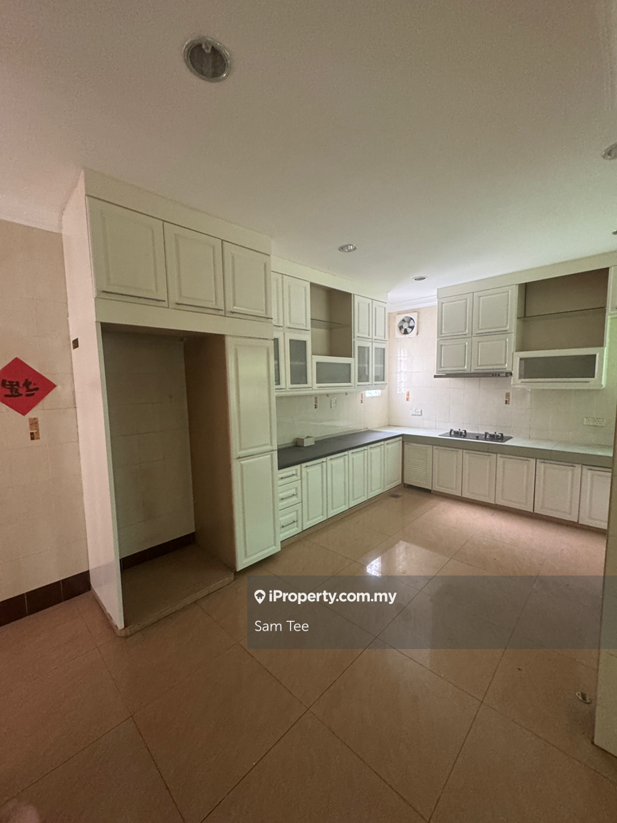 Corner Terrace house for Rent