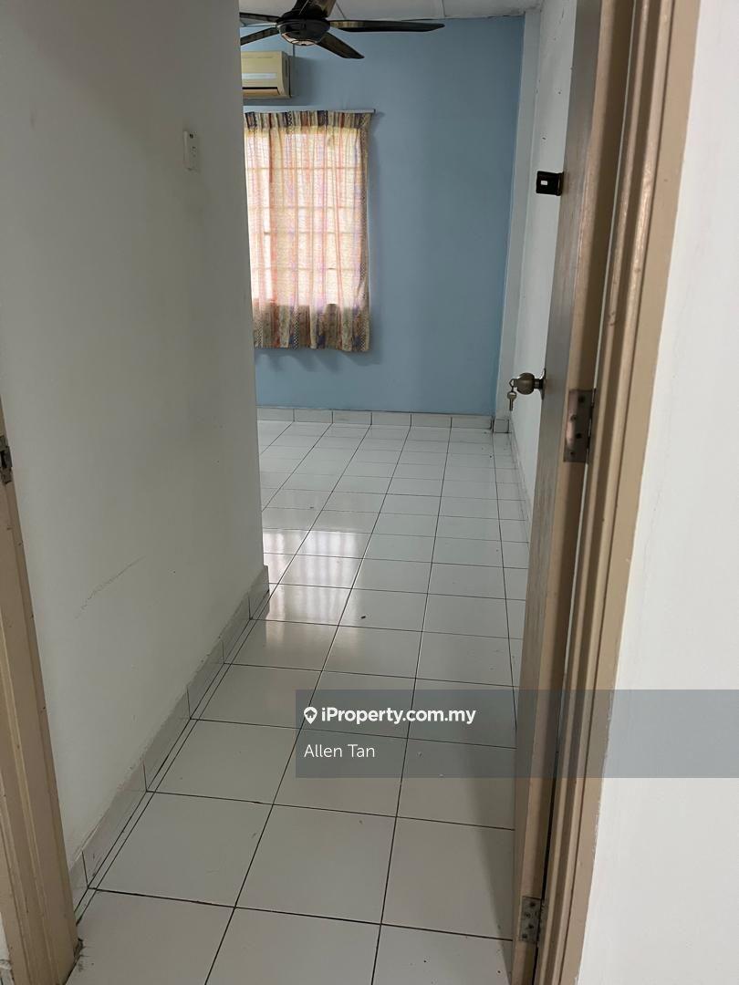 Aman Dua Apartment, 841sf, Partly, 1cp, Desa Aman Puri, Kepong, KL