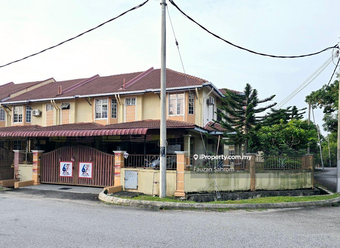 Corner Lot with Spacious Area Acacia Park Taman Desa Jati Nilai