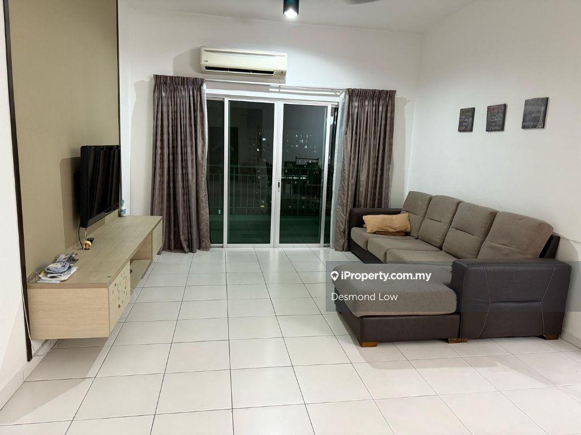 Rare in market, Renovated, Furnished, 2 Carparks