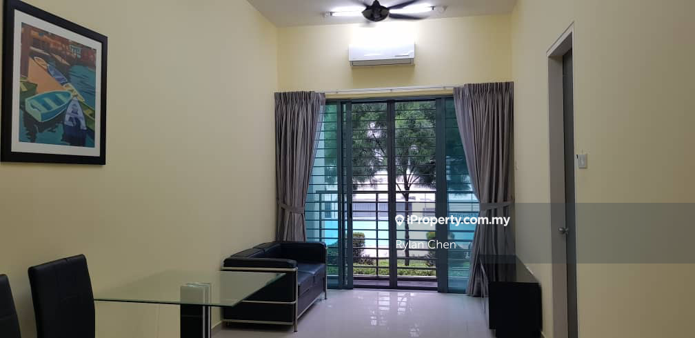 Dpulze Residence, Cyberjaya 1 Bedroom on top of Mall, cbd perdana
