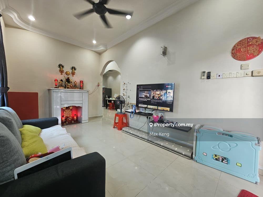 Nusa Bestari 2 Single Storey Terrace Endlot 20x70 Renovated Furnished
