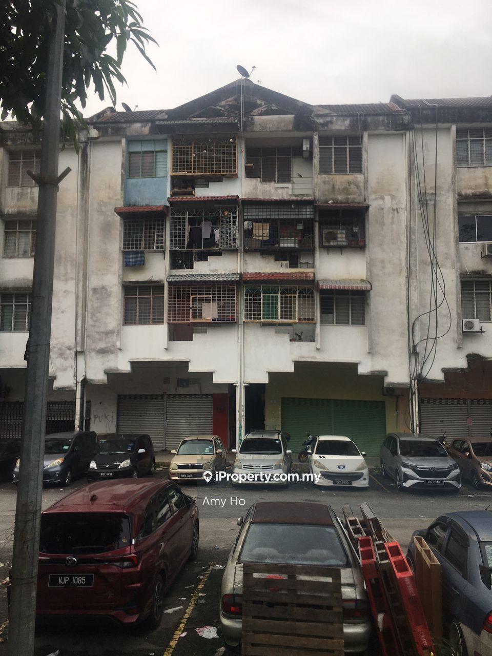 Flat Jalan intan baiduri top floor call me now ready for sale now