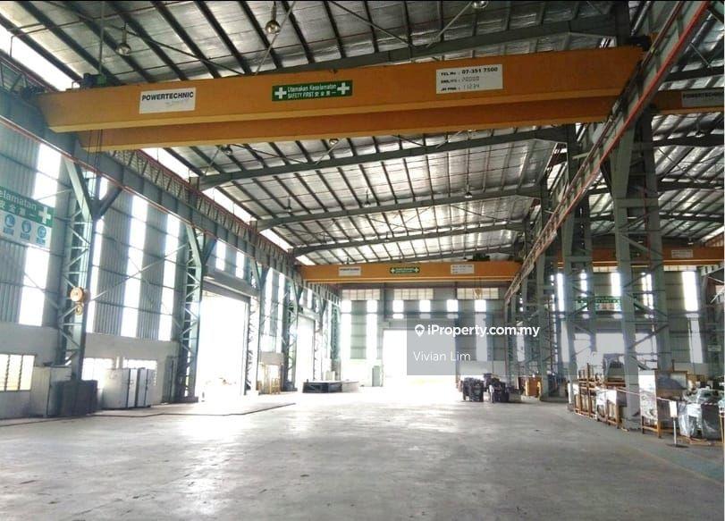 Nusajaya Freehold Factory with Big Land Overhead Crane and Big Power