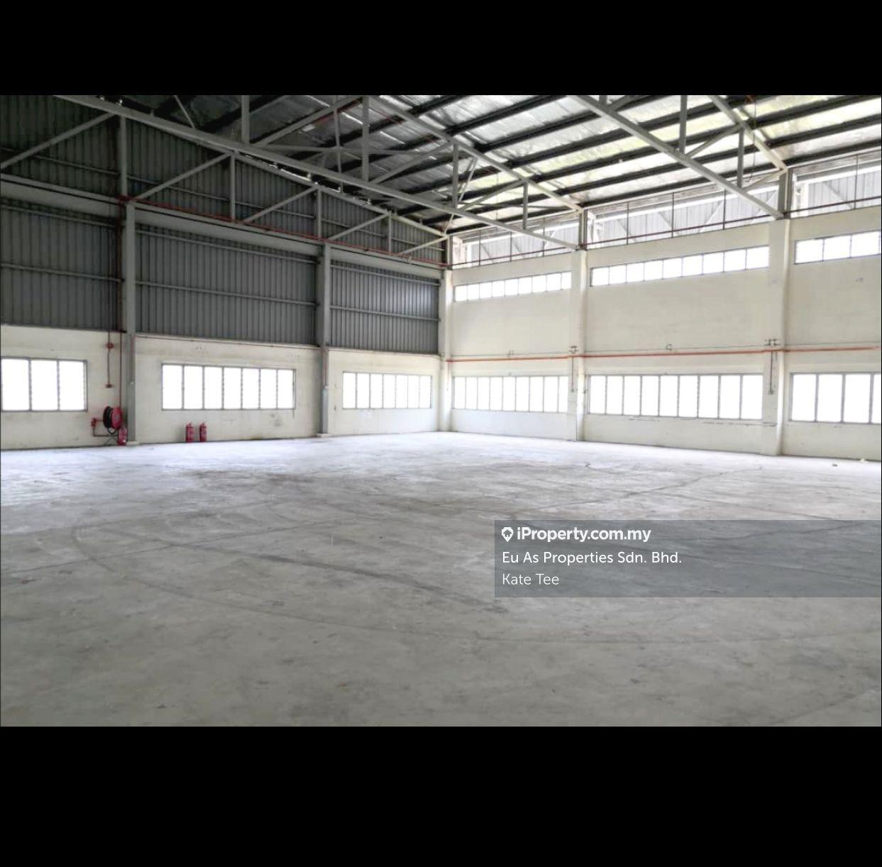 Detached factory for Sale