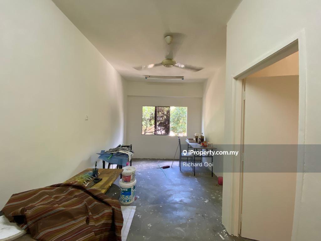 Nearby Mrt Cash back Rm60k Mawar Jaya Apartment Seri Kembangan
