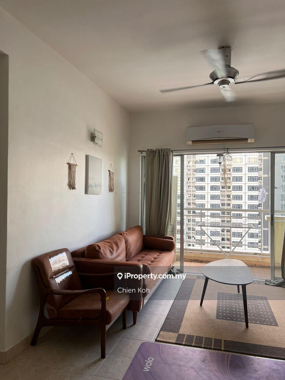 Tastefully furnished 3 bedrooms unit for sale