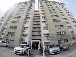 Iris Apartment Taman Desa near Mid Valley