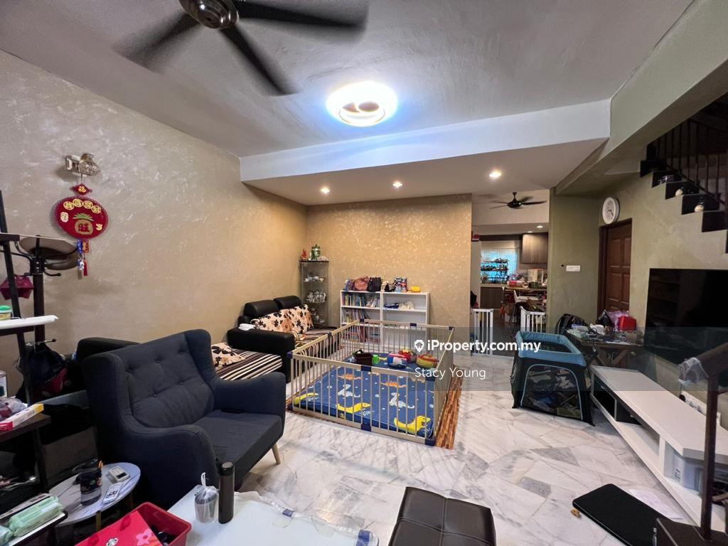 Super cheap freehold renovated 2sty terrace