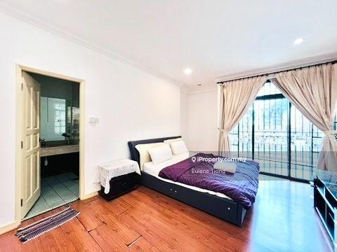 Riverine Emerald Condominium - Petanak (Kuching Town)