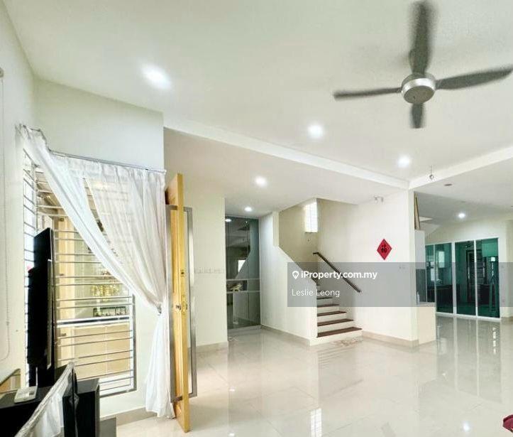 2.5 storey Bungalow Idaman Hills,One Sierra,Perdana Residence For Sale