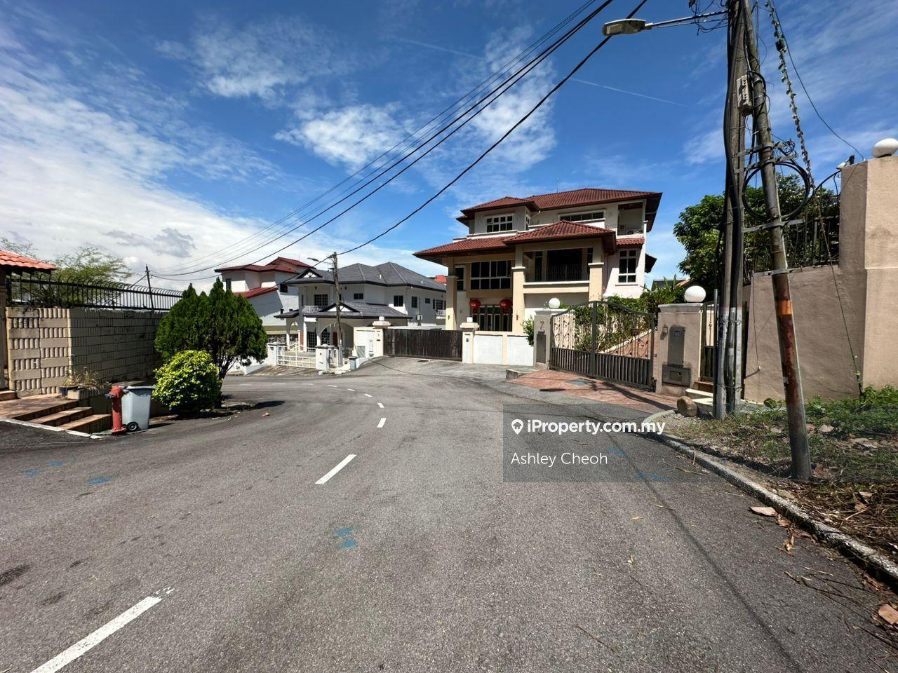 Below Market Value Bungalow @ Sri Petaling, Seri Petaling