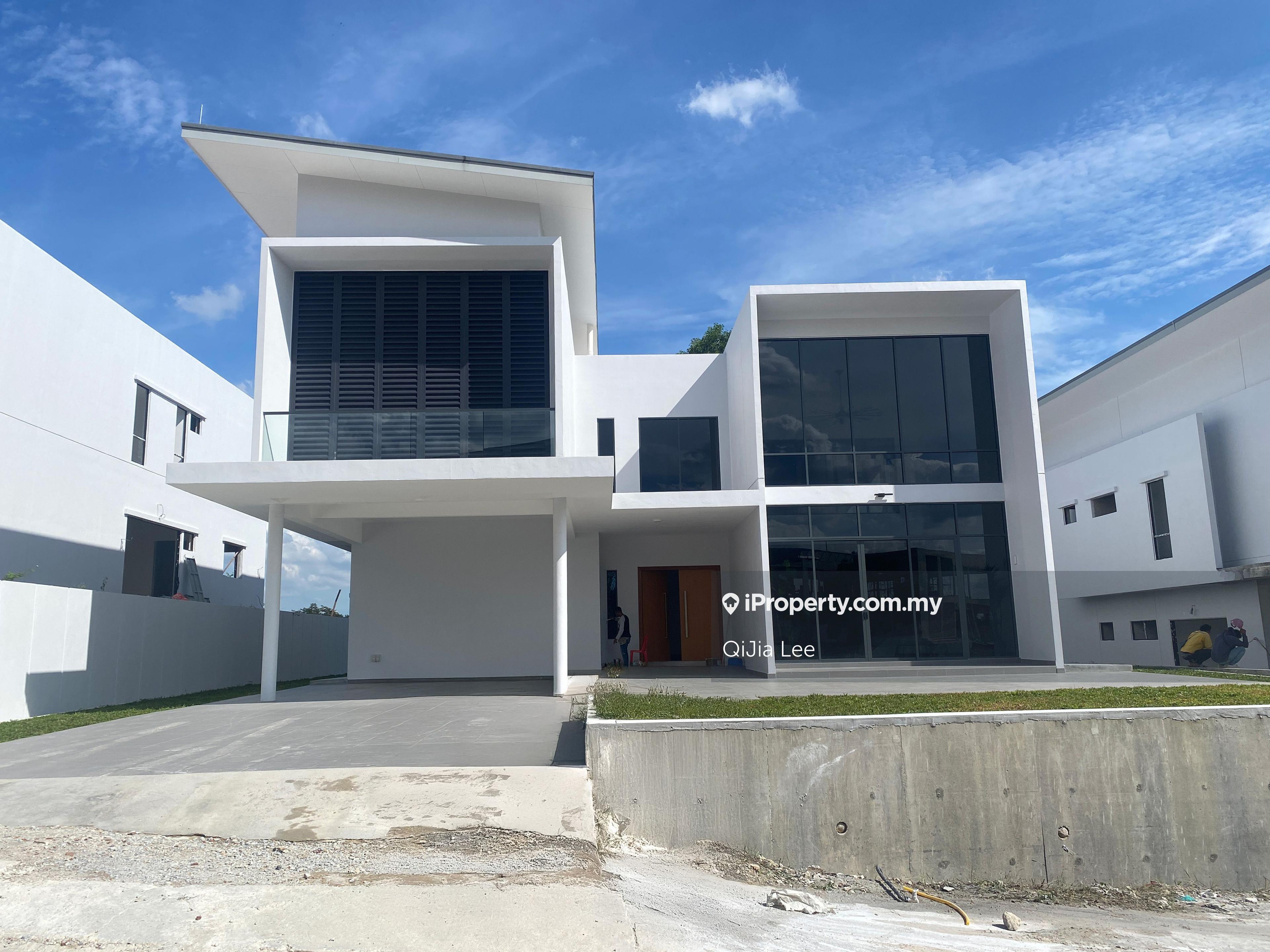 Luxury Bungalow For Sale @ Bukit Bayu, Shah Alam