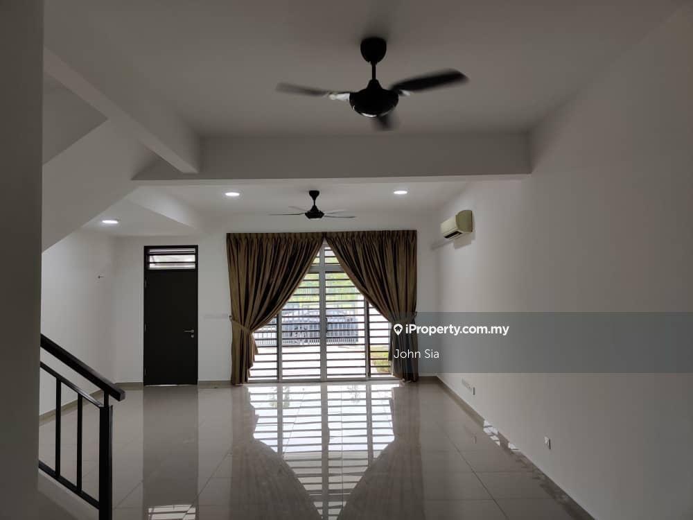 For Sales - 2 Storey Terrace House @ Tmn Serimbun, Iskandar Puteri