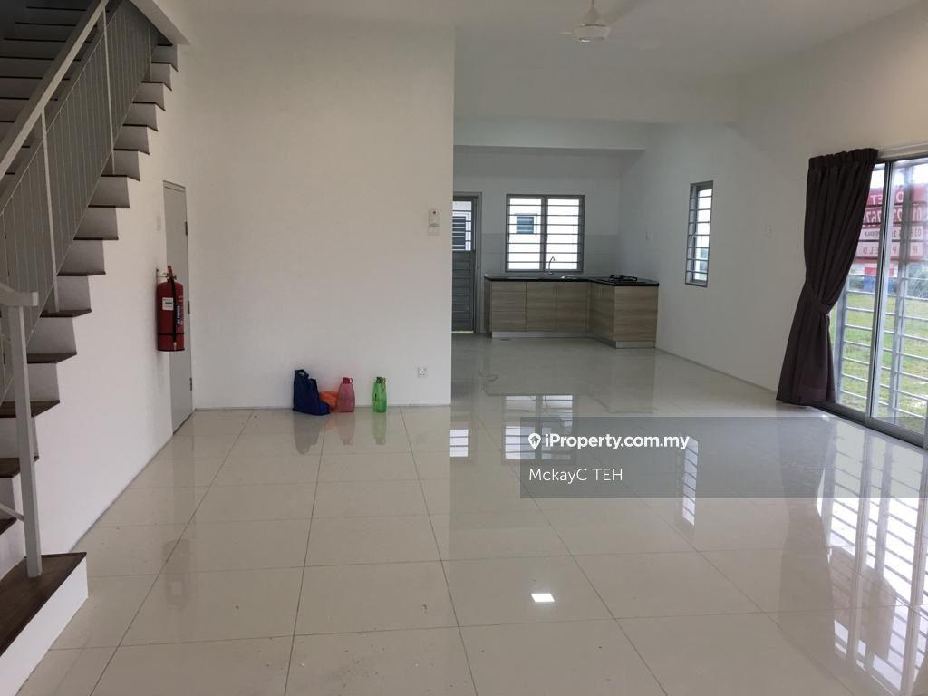 Casa green cybersouth dengkil house for rent 