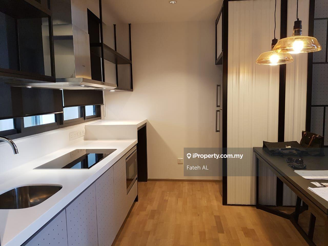 Twy Duplex Condo@ Mont Kiara Available for Sale!