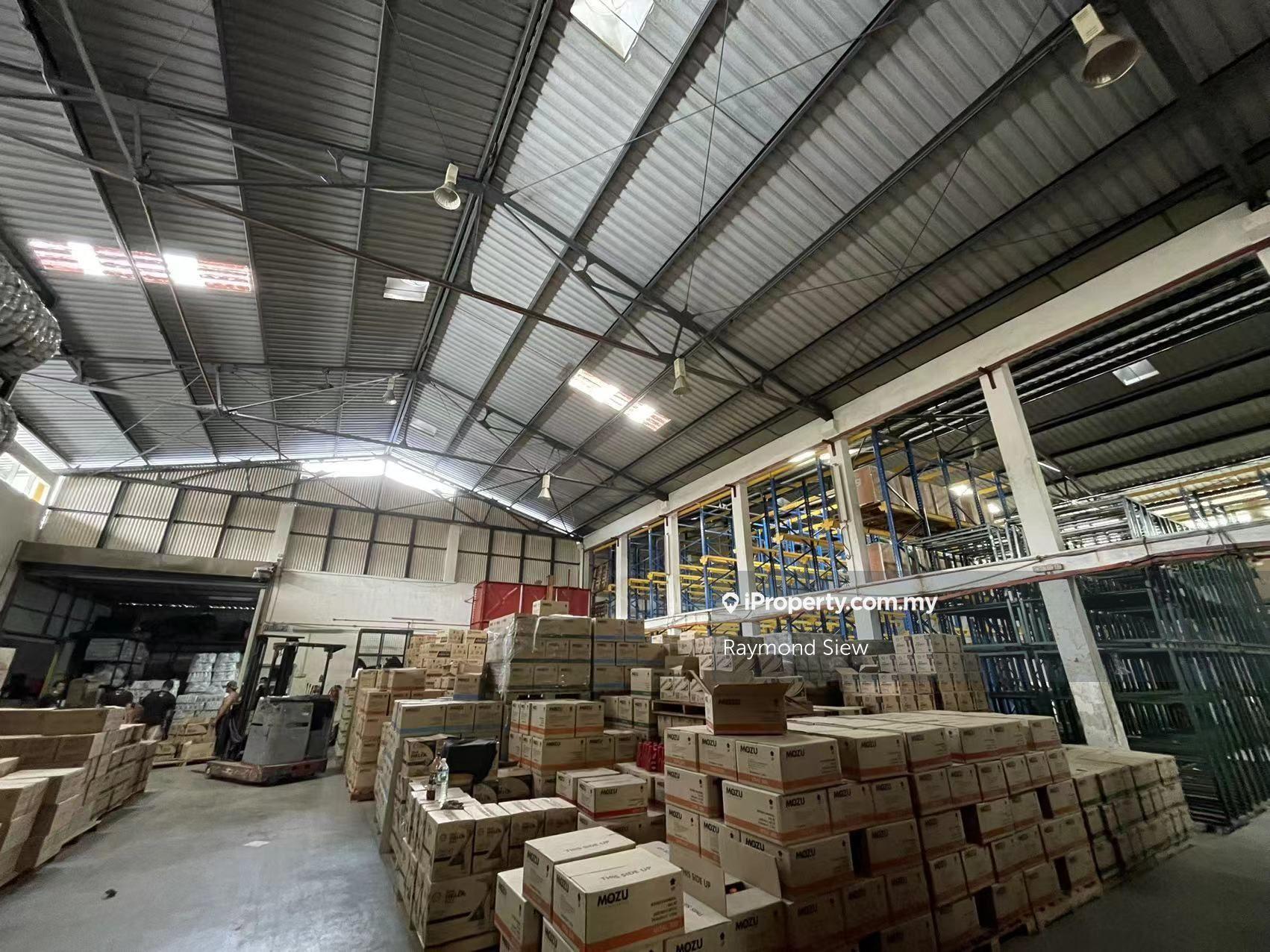 Detached factory for Sale