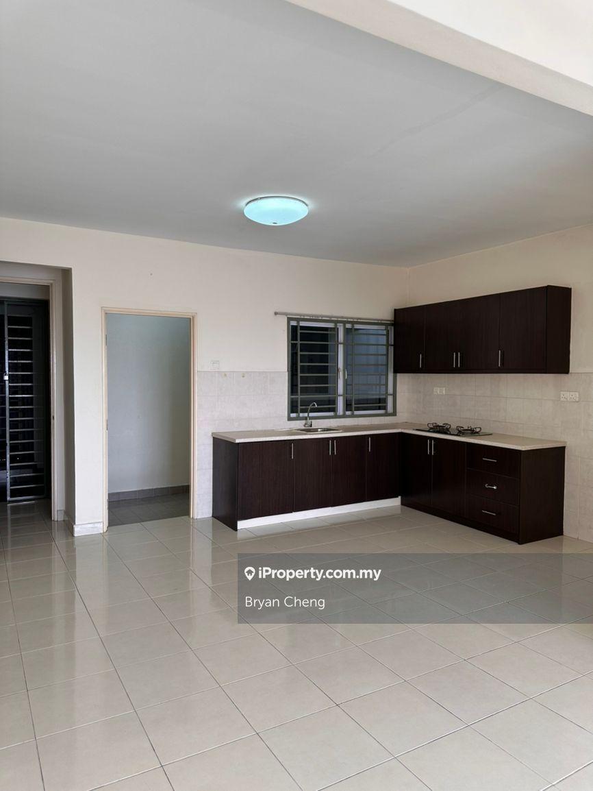 3 room 1 carpark