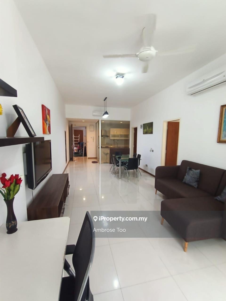 Fully furinitre 911sqft 1 plus 1 room 1carpark and is vacant