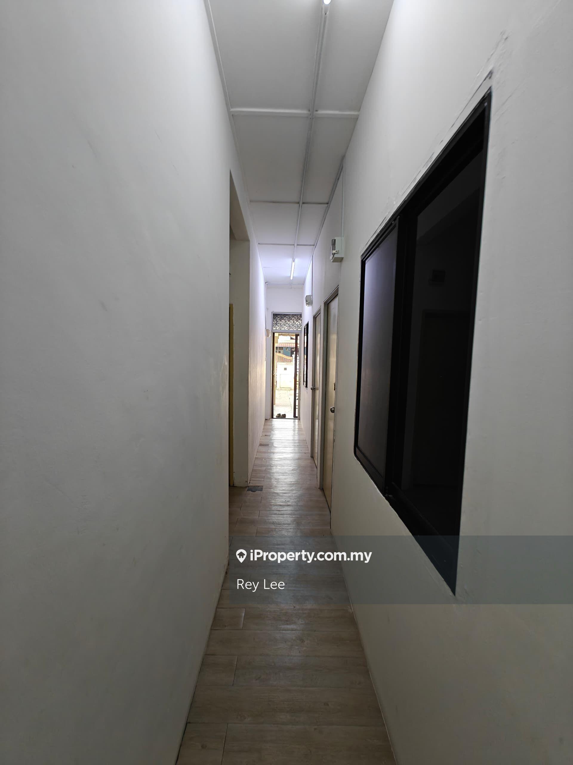 Good Return of Investment 5%, Terrace house Bukit indah