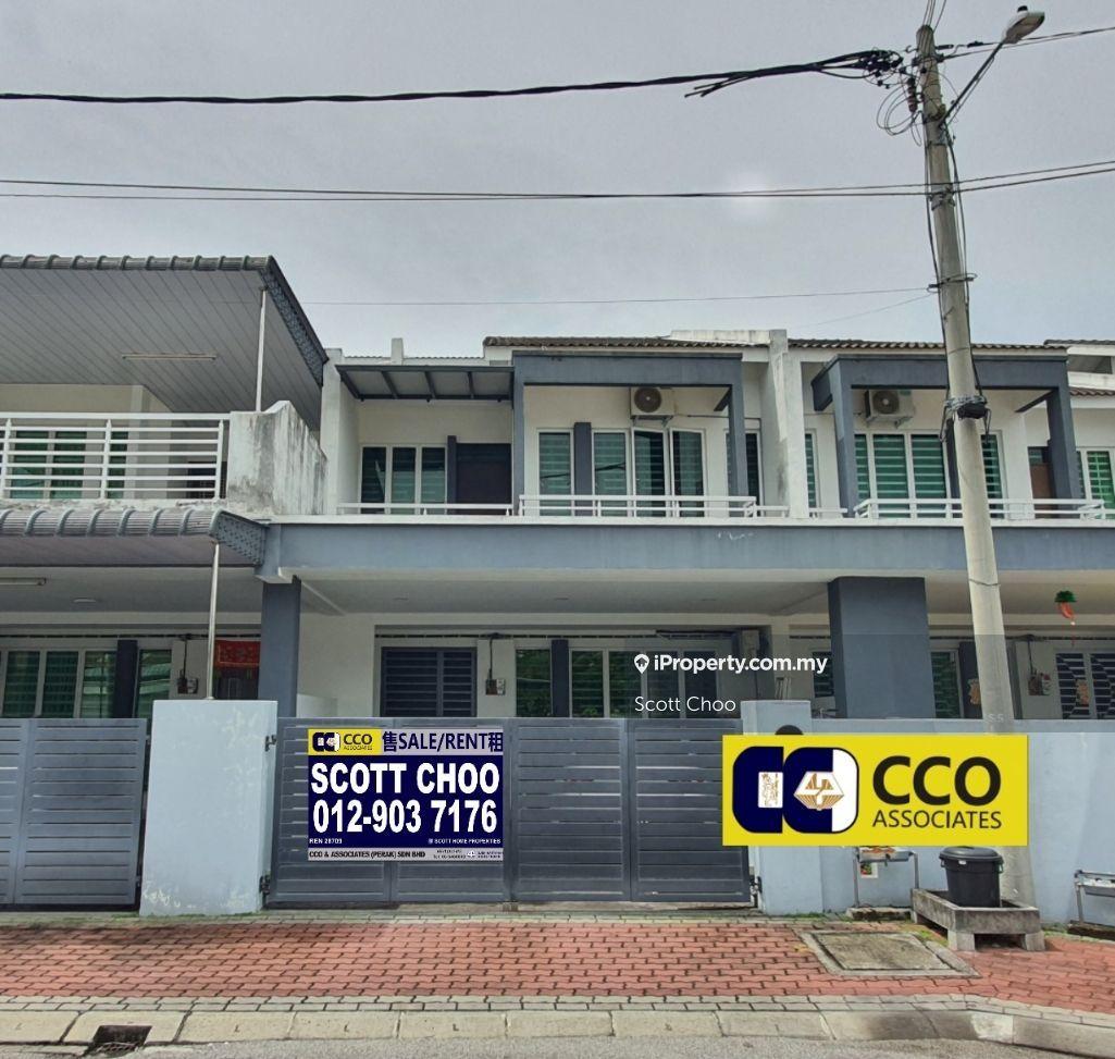 Botani Lapangan Hartamas Good Condition house for Sale