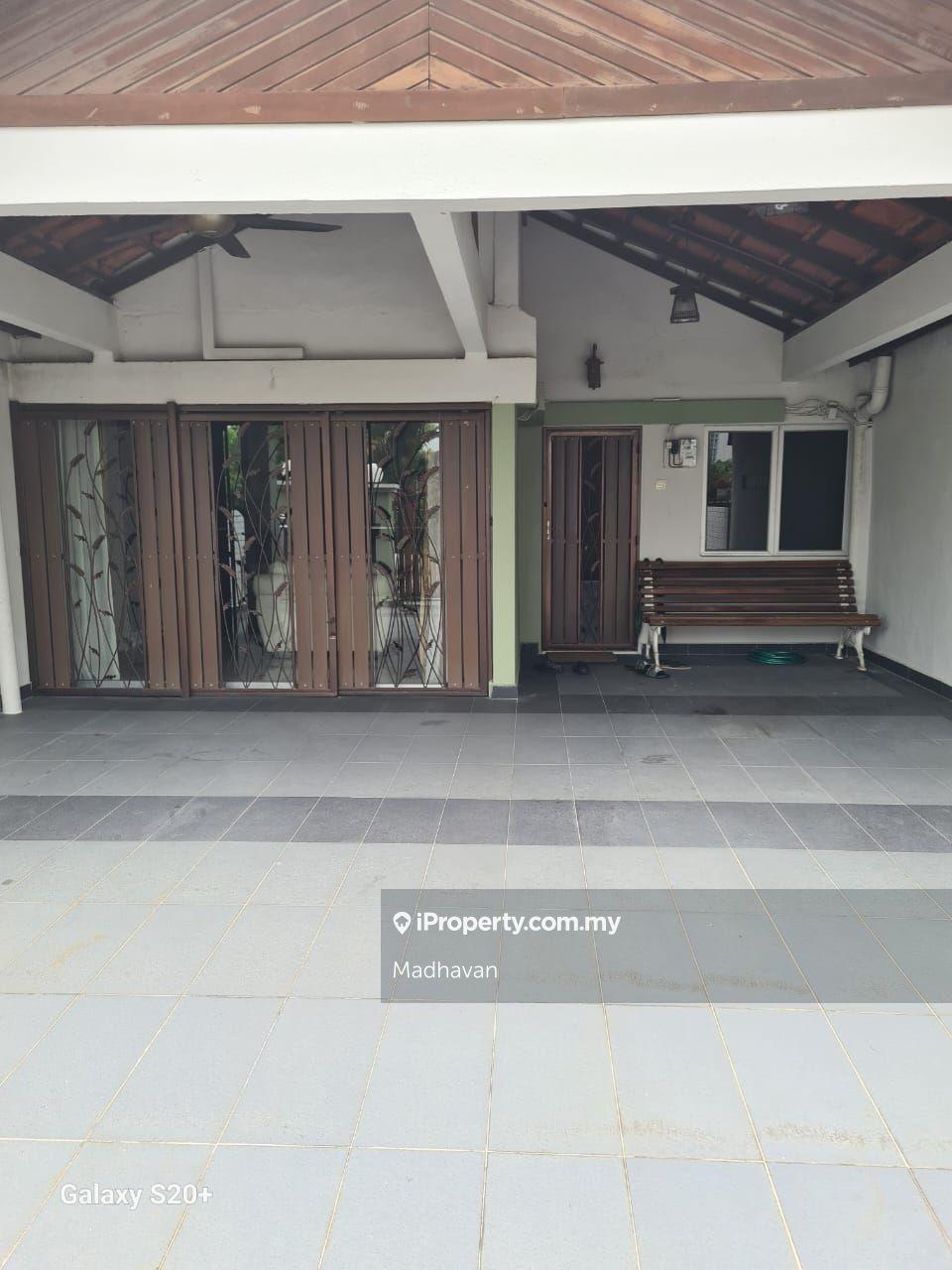 Renovated & Extended Double Storey Link House