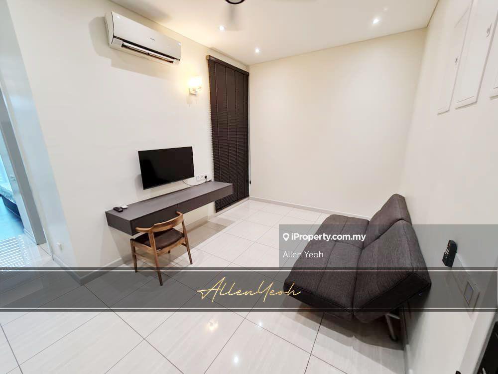 The Light Collection 2 , Studio Unit 581sqft, Gelugor