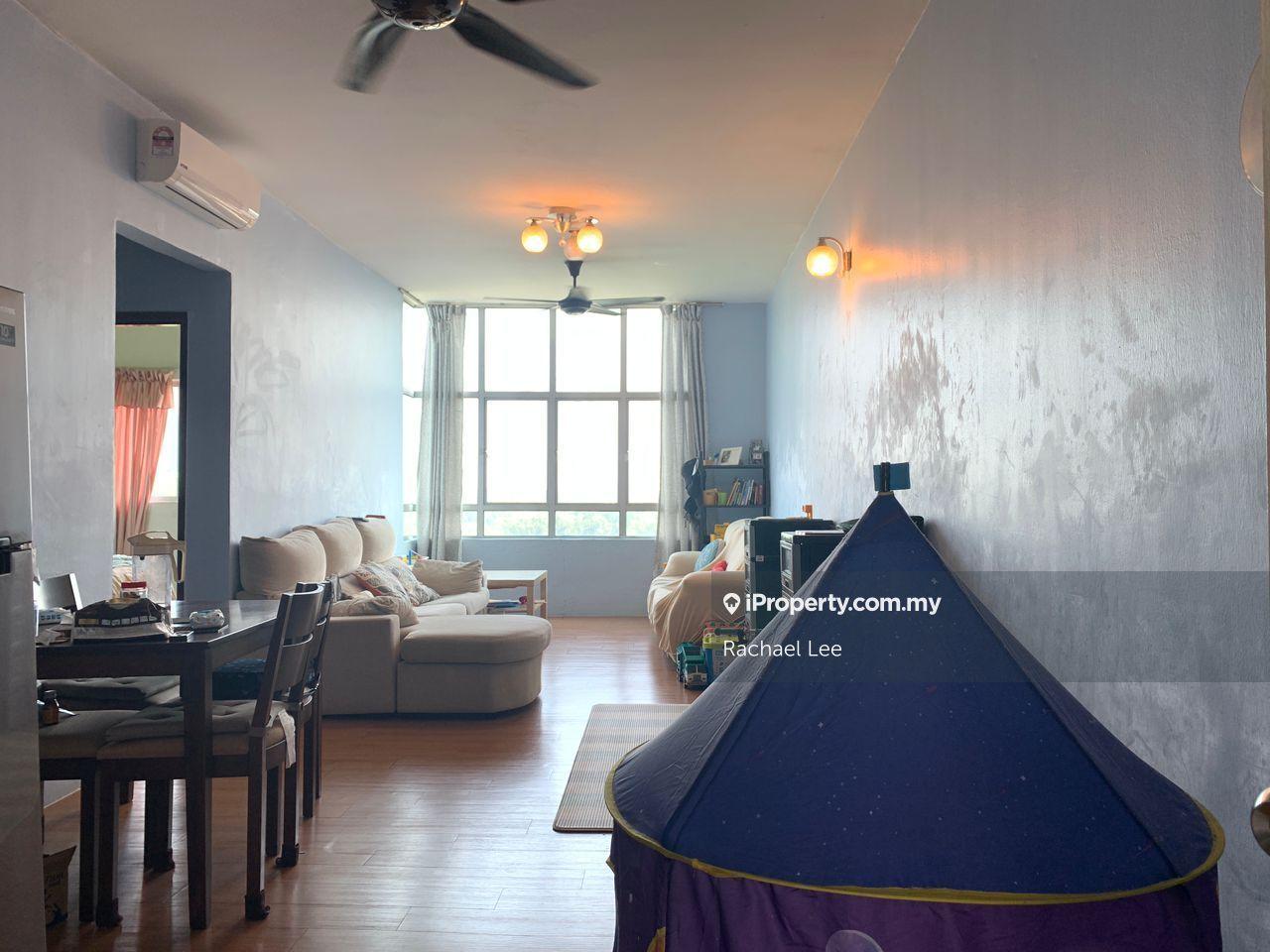 Sierra Residency, Bandar Kinrara, with two car parks