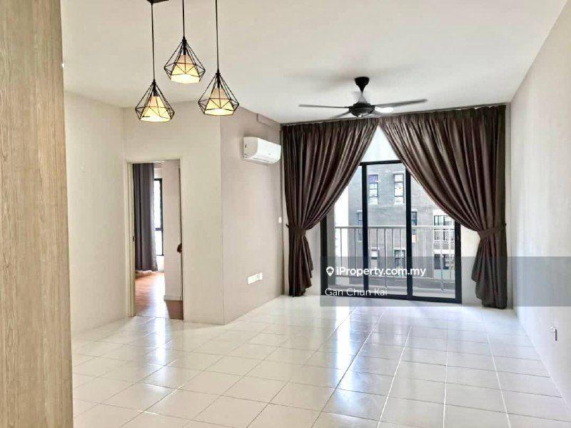Tri Pinnacle @ Tanjung Tokong partially furnished seaview georgetown