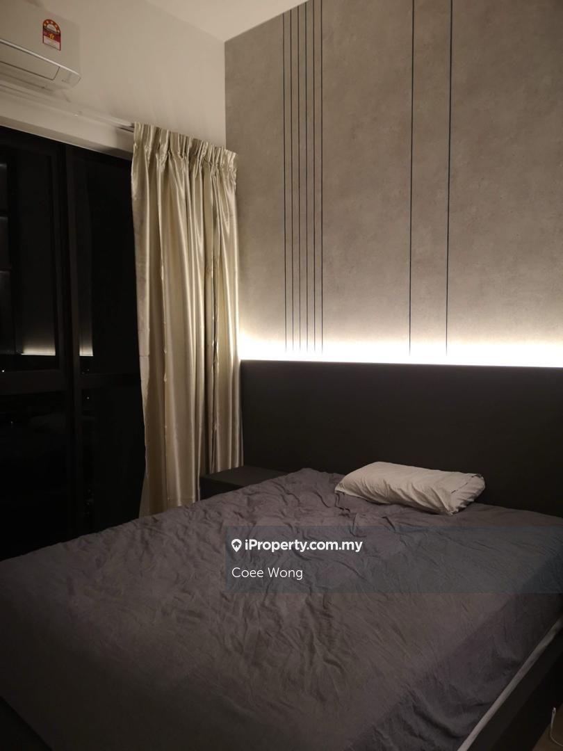 The Parque Residence For Rent