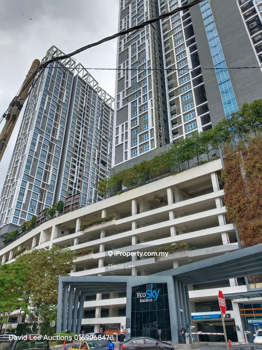 Below Market Price. Bank Offer Price 729 K