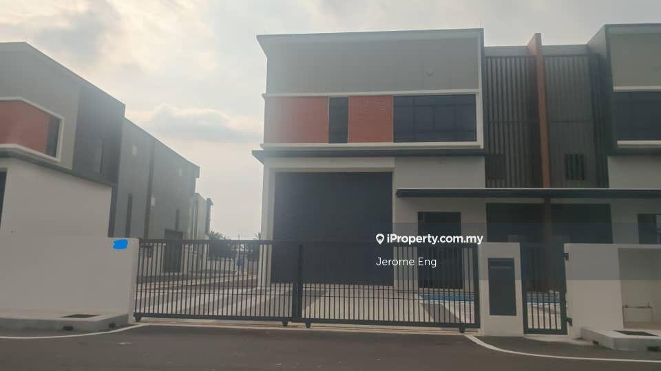 Palmera Bukit minyak - 1.5 Storey Semi Detached for Rent