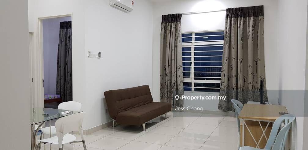 La Thea Condominium 2 Bedroom & 2 Bathroom for Sales
