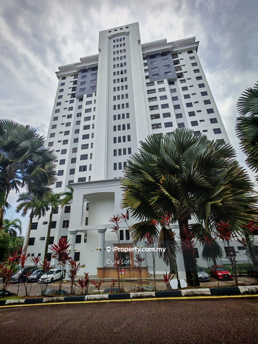 Condominium Datin Halimah @ Larkin Renovated 