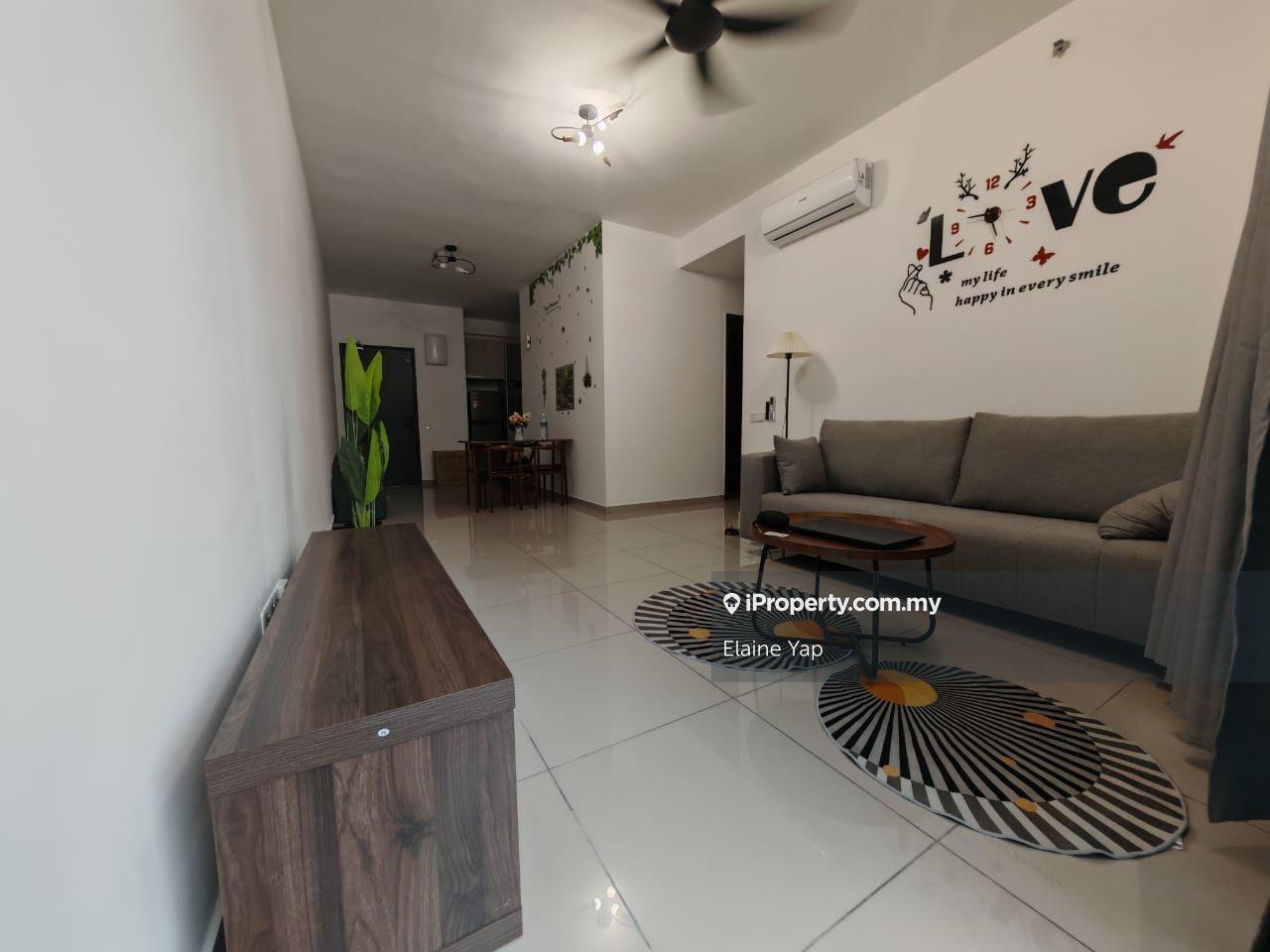 Fully Furnished -D'Quince Condominium at Damansara Perdana for Sale