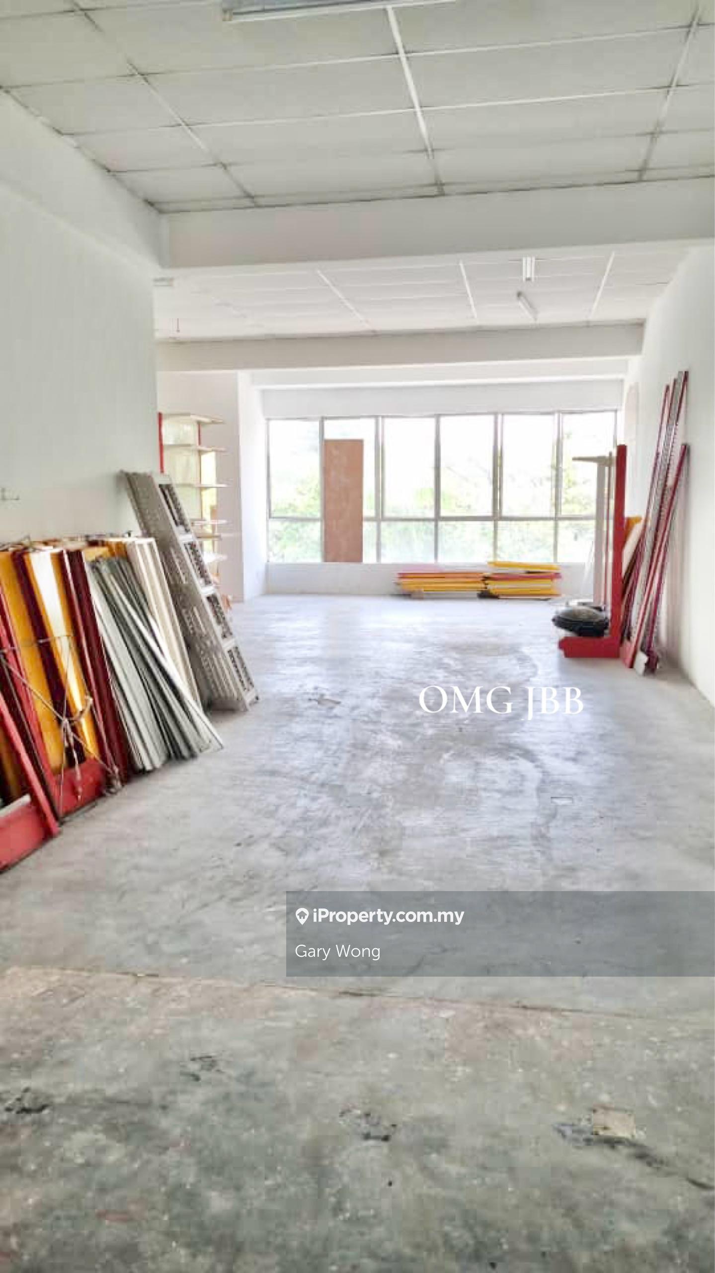 Facing Main Road Bandar Botanic Klang Office Space Good Condition Rent