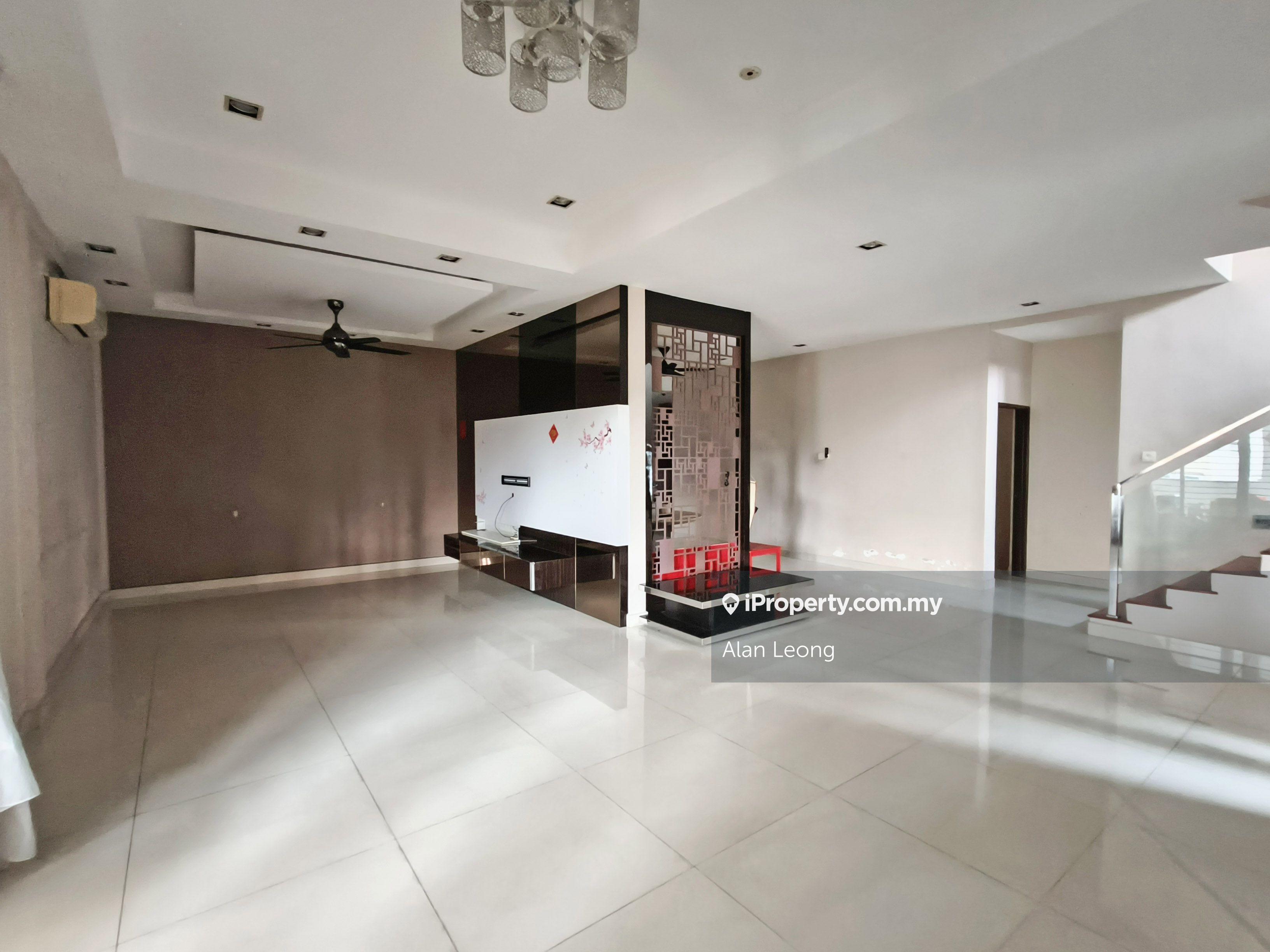 Taman pelangi jalan serampang commercial bungalow for rent