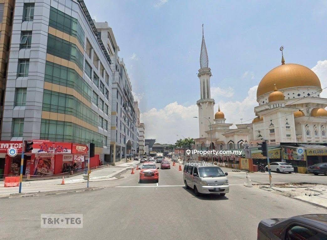4.5sty Shoplot Corner Klang Town Jalan Nanas 2.2m Prime Area Kapar