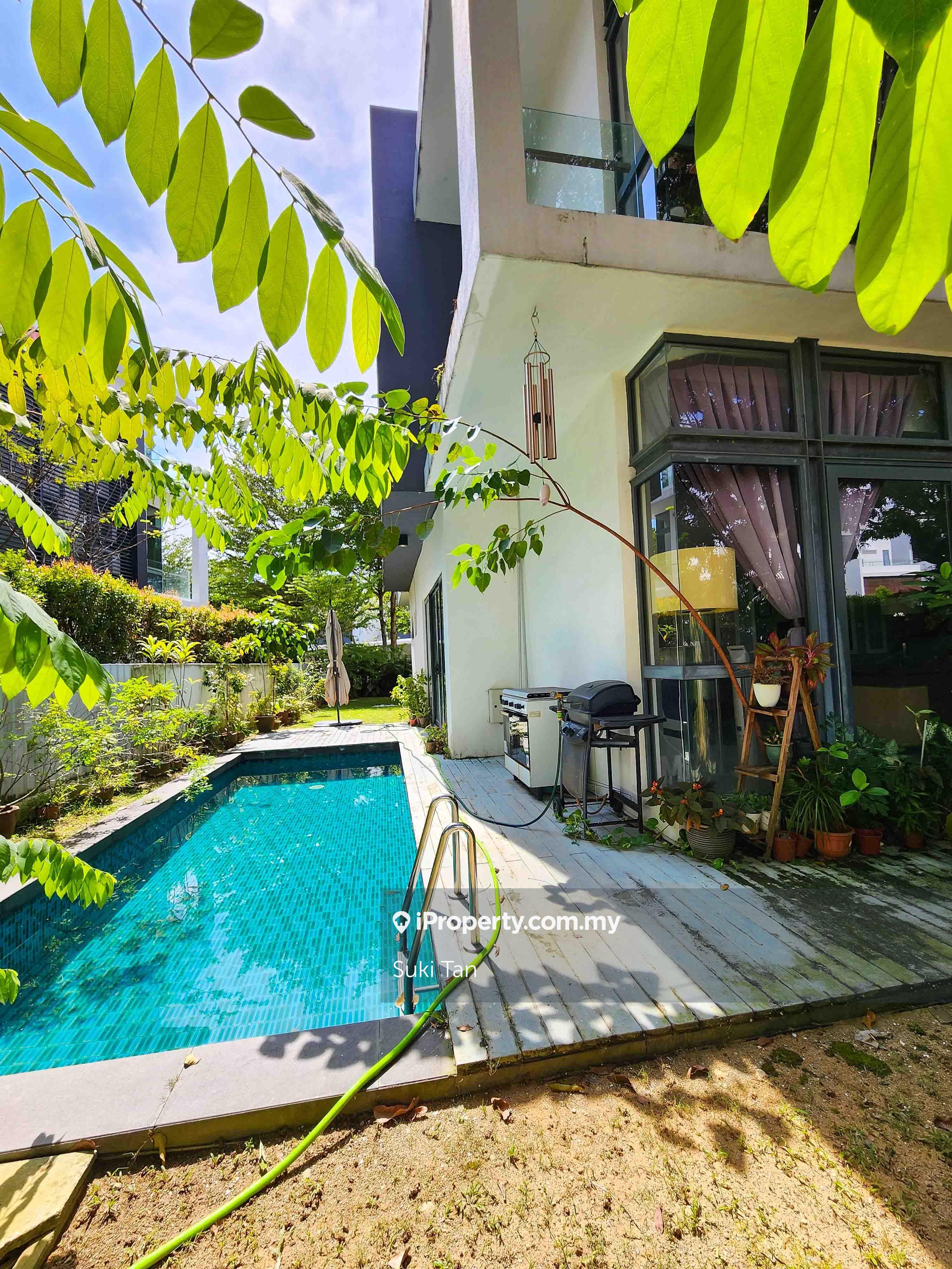 Semi D in Kuala Lumpur Sungai besi Lake fields Grove for Sale