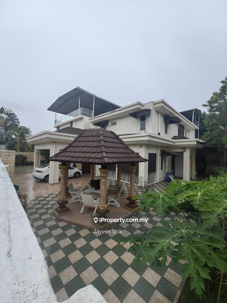 Bungalow in Seremban rasah Kemayan golf country club for sale