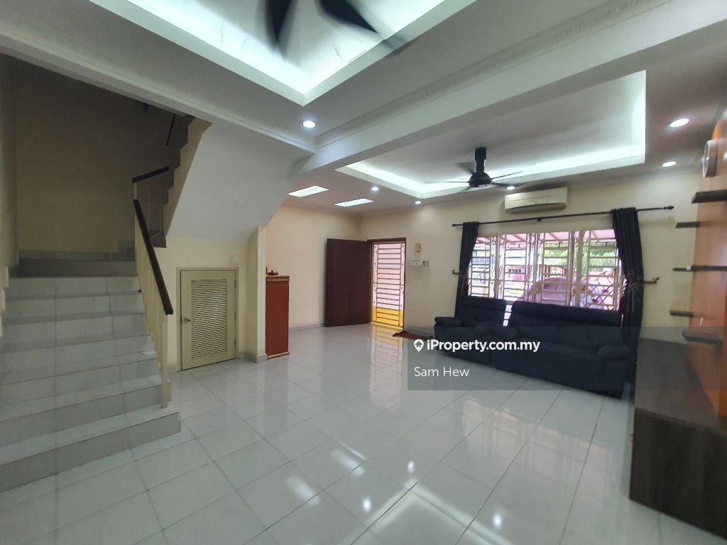 Oakberry Pelangi Semenyih 2, Kitchen Fully Extend, Facing Garden