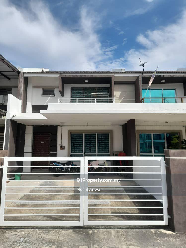 Hot Spot. 2 Storey Terrace House (Casa Innova) Bandar Putra Bertam.