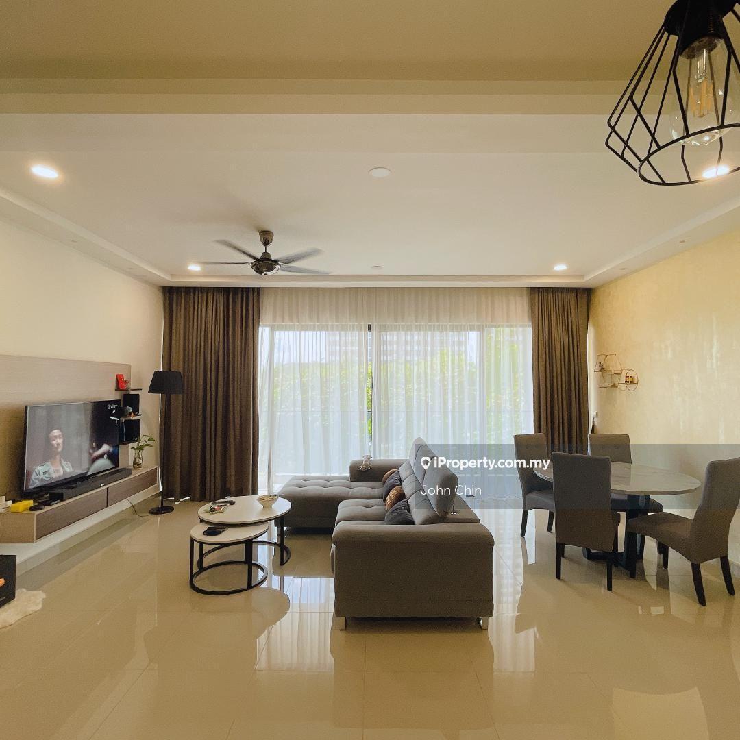Lakeville Residence
