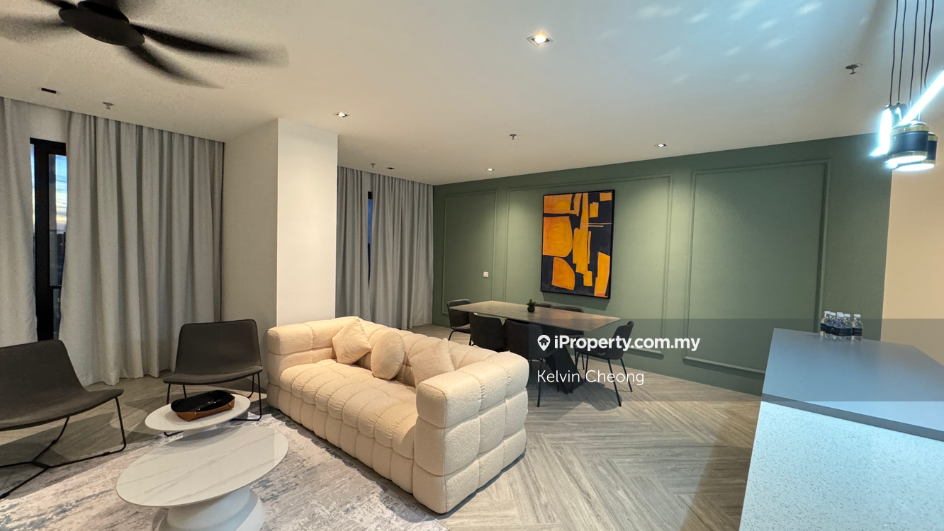 Spacious Modern Furnished Unit for Rent